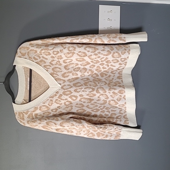 LOFT Animal Print Cozy Oversized Sweater - Picture 1 of 3